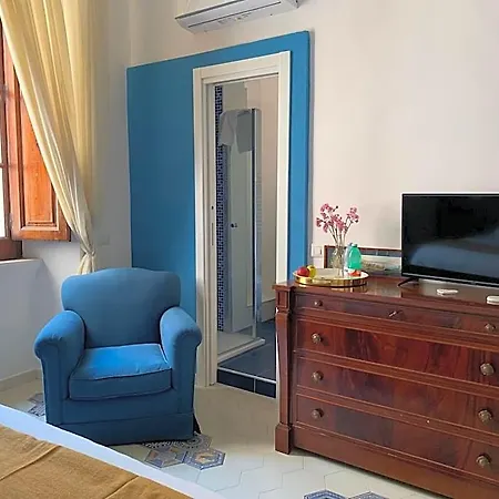 Sibilla 3* Naples