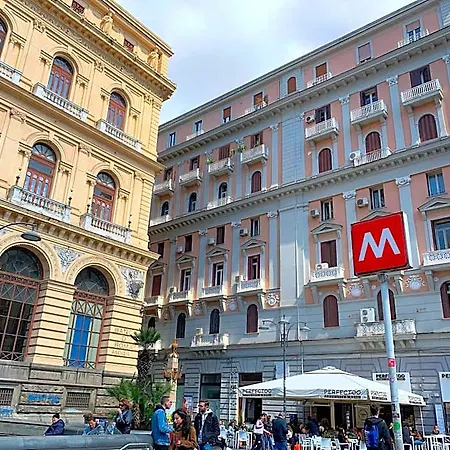 Sibilla Naples